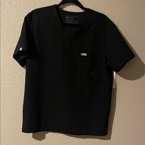 Figs Men's Black Short Sleeve Tee